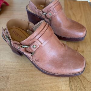 Born Women's Natural Leather Mules